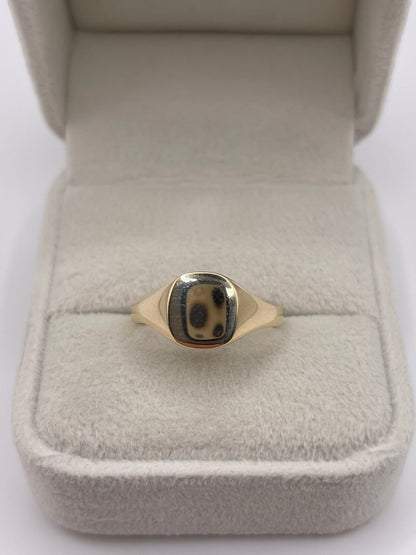 9ct gold signet ring