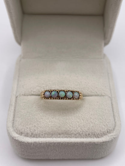 9ct gold opal ring