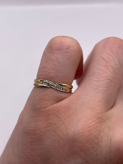 9ct gold diamond ring