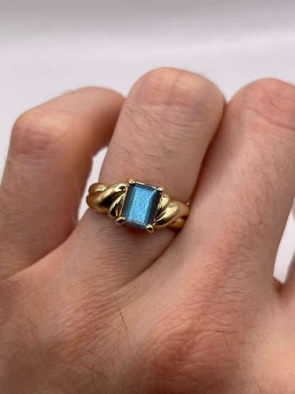 9ct gold labradorite ring