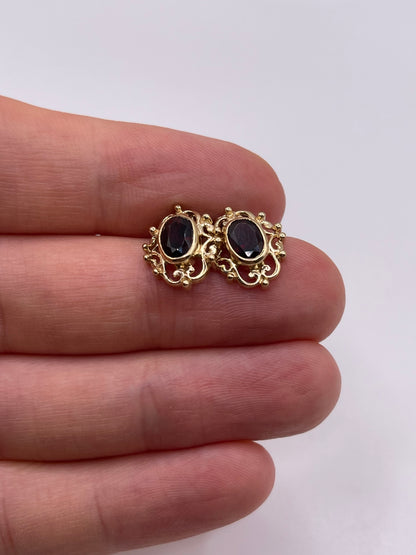 9ct gold garnet earrings