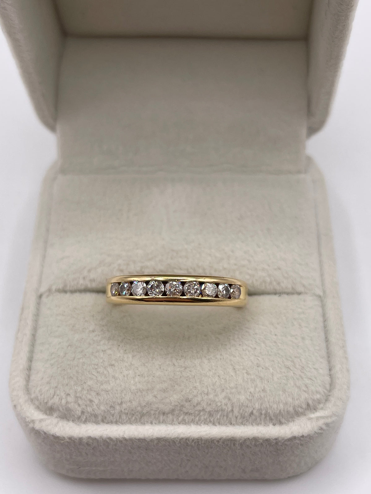 18ct gold 50 point diamond ring
