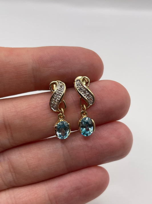 9ct gold zircon earrings