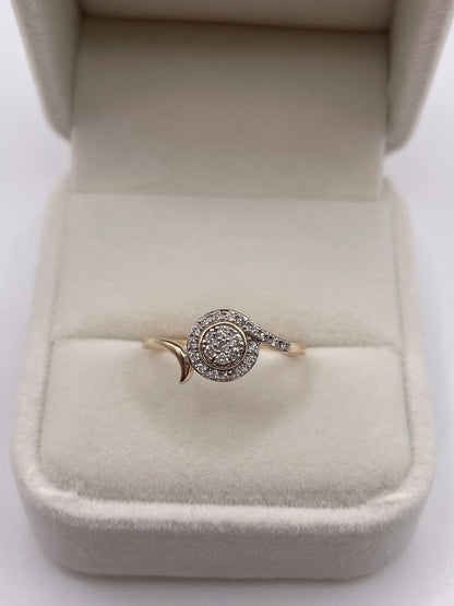9ct gold diamond cluster ring