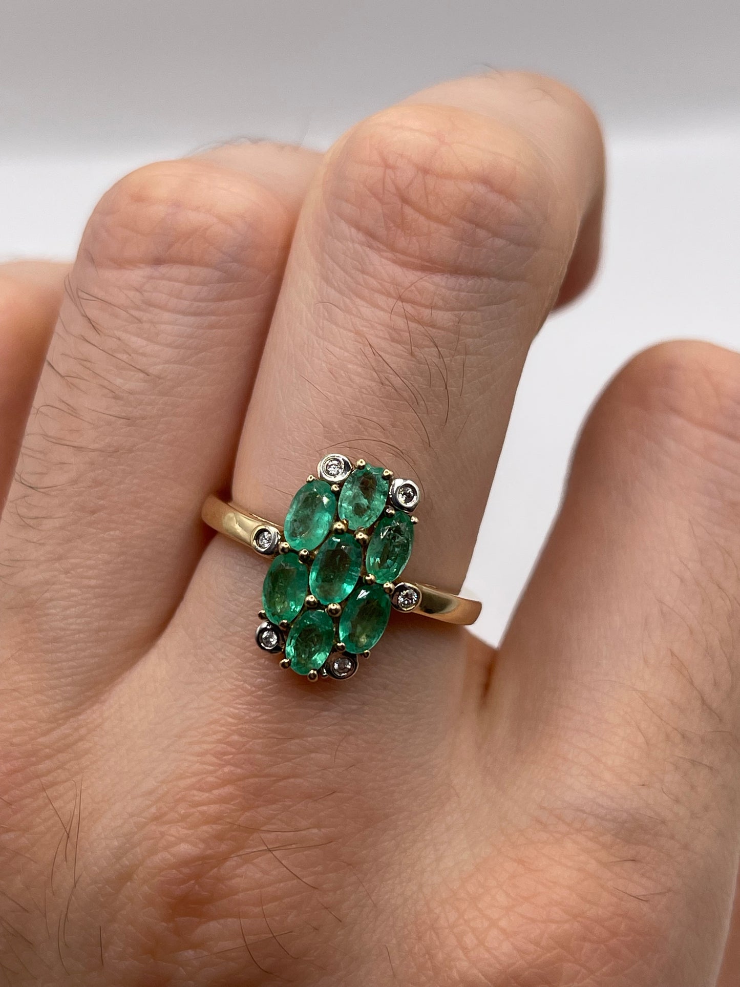 9ct gold emerald and zircon ring
