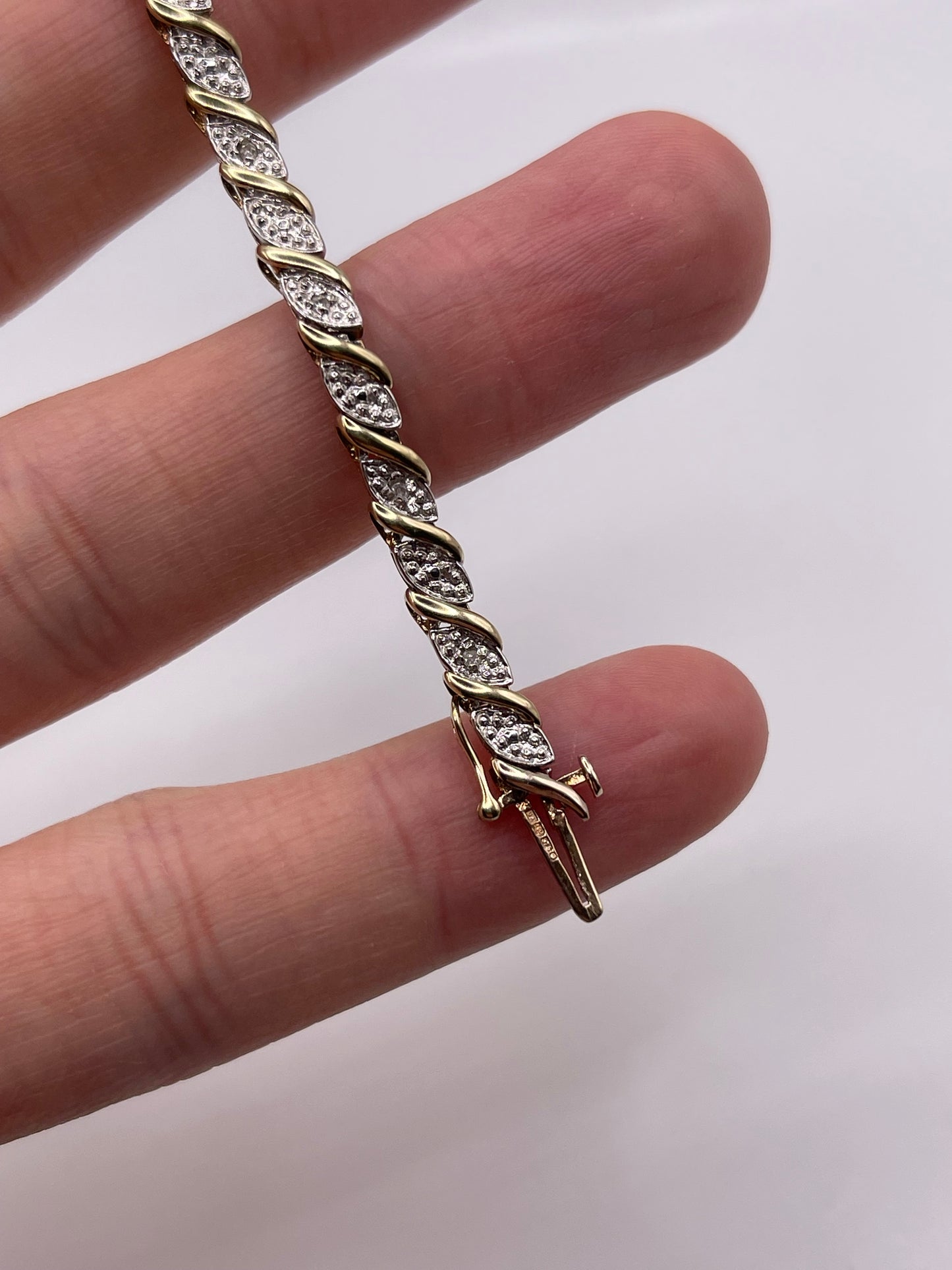 9ct gold diamond bracelet