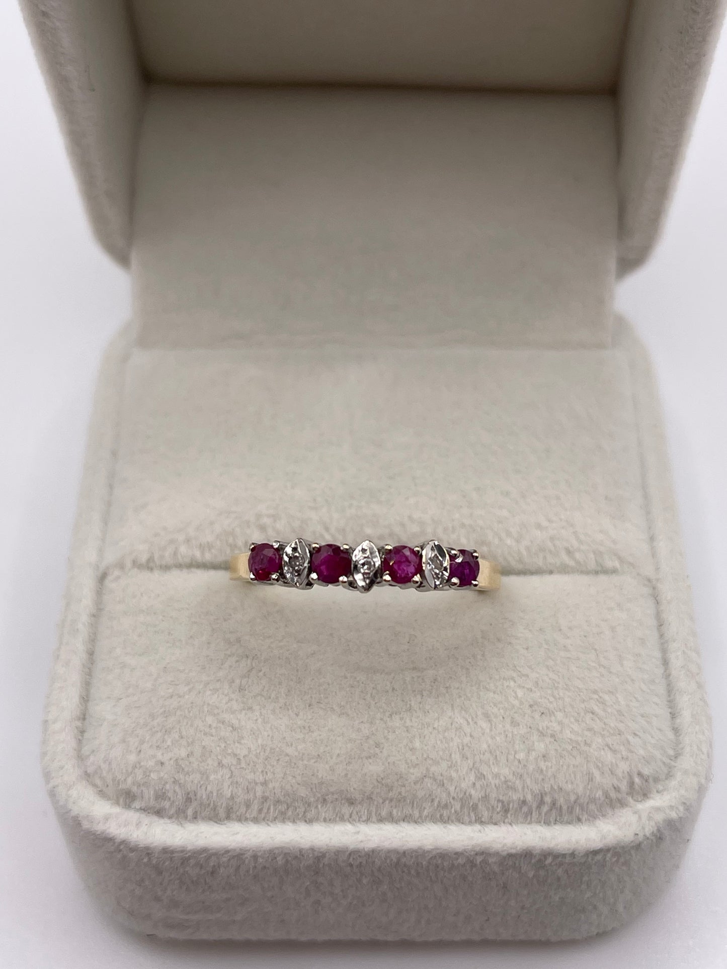 9ct gold ruby and diamond ring