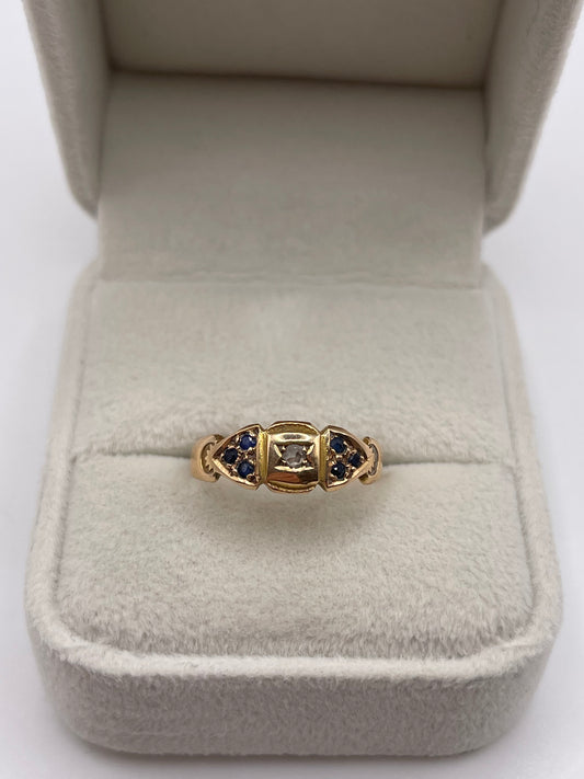 Antique 15ct gold sapphire and diamond ring