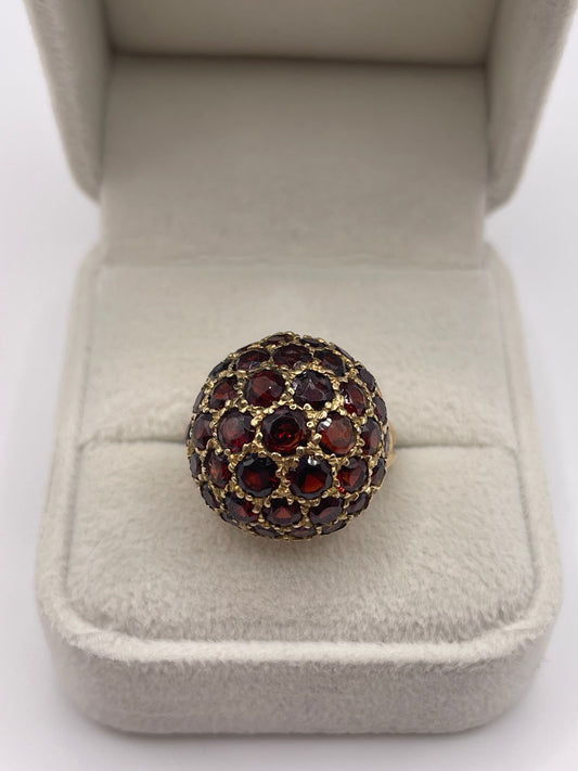 9ct gold garnet cluster ring