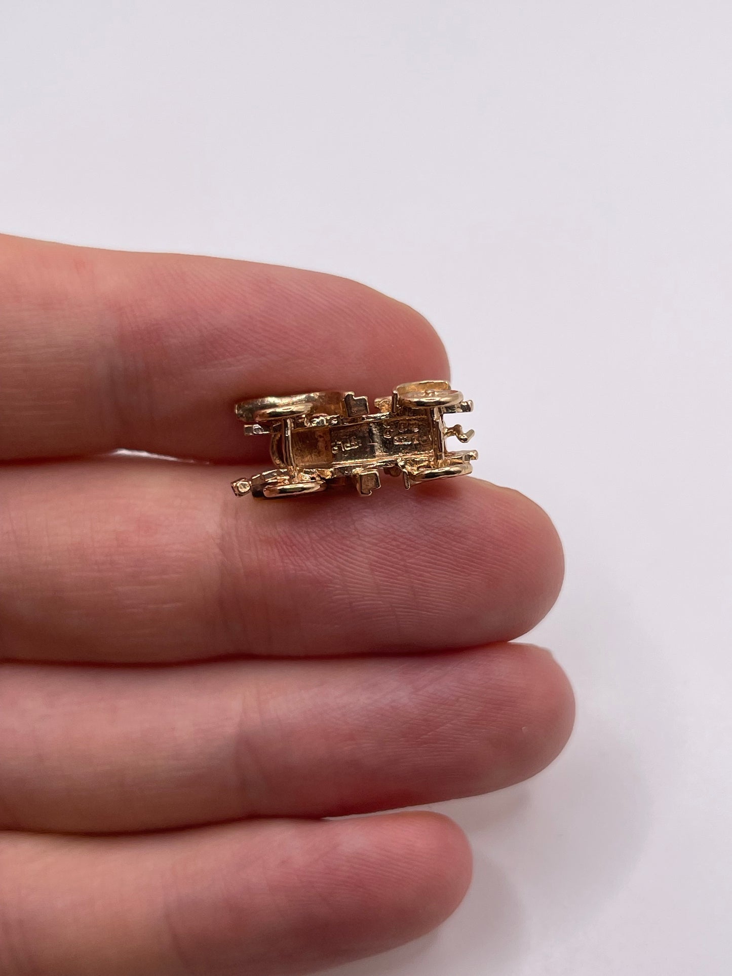 9ct gold car charm