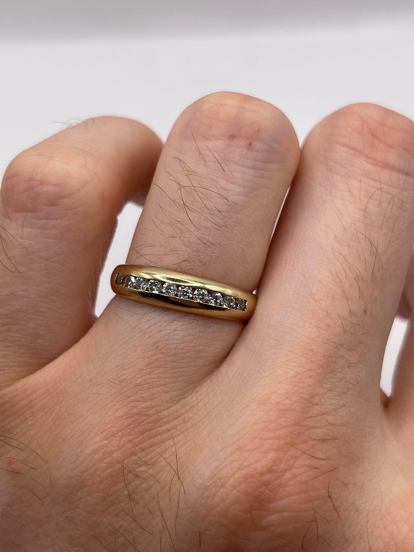 9ct gold cz ring