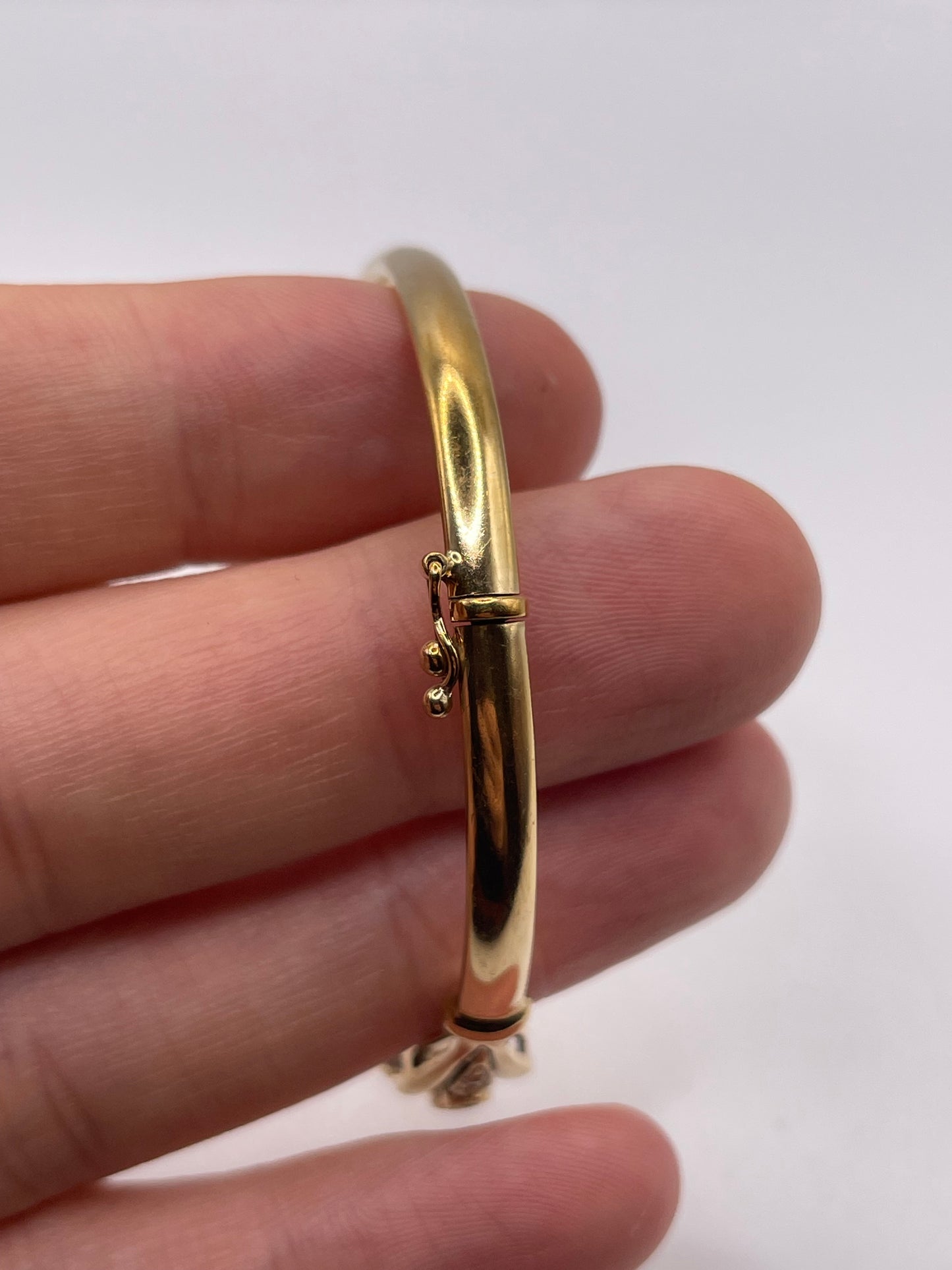 9ct gold ruby and cz bangle