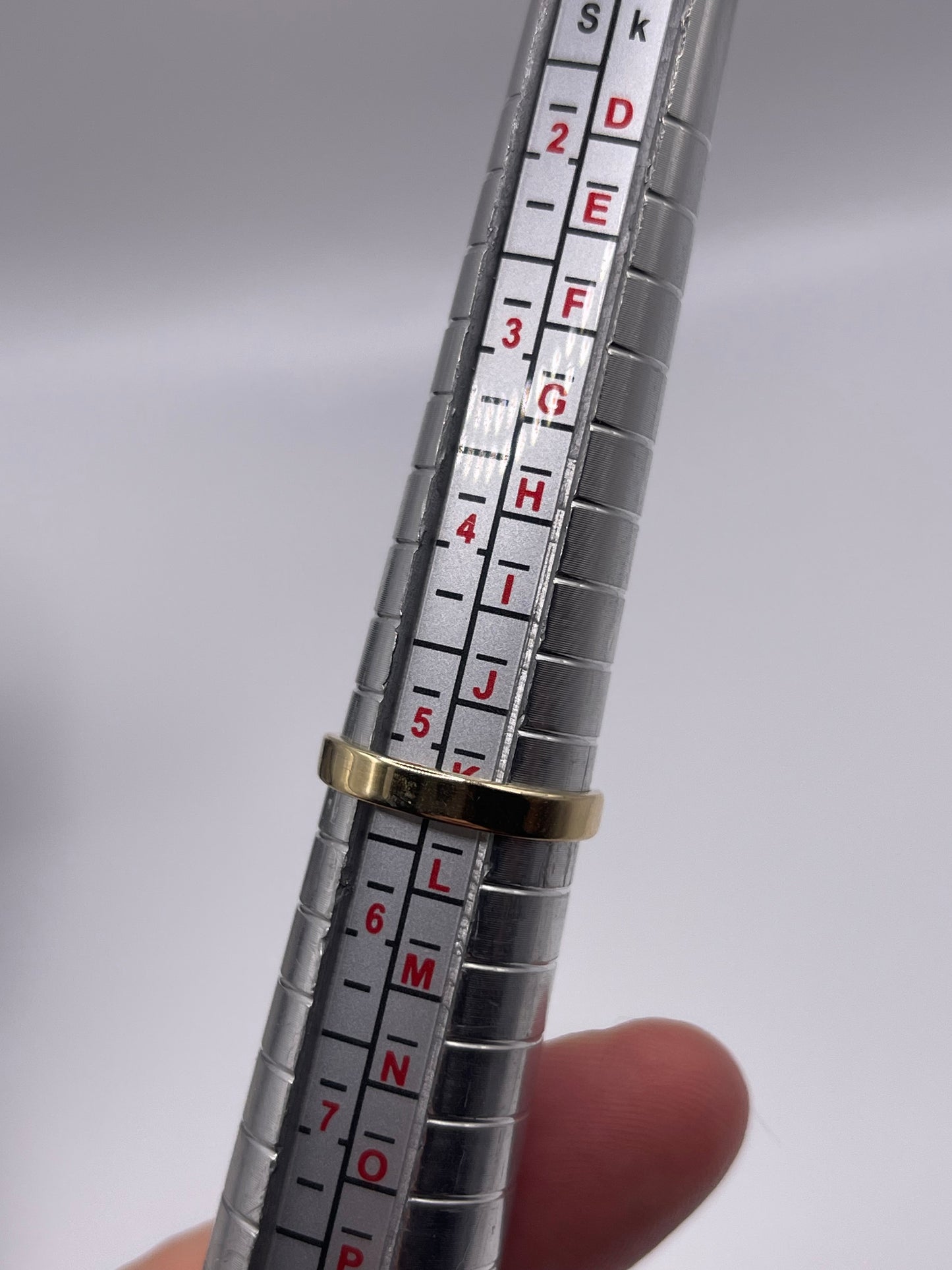 9ct gold black opal triplet ring