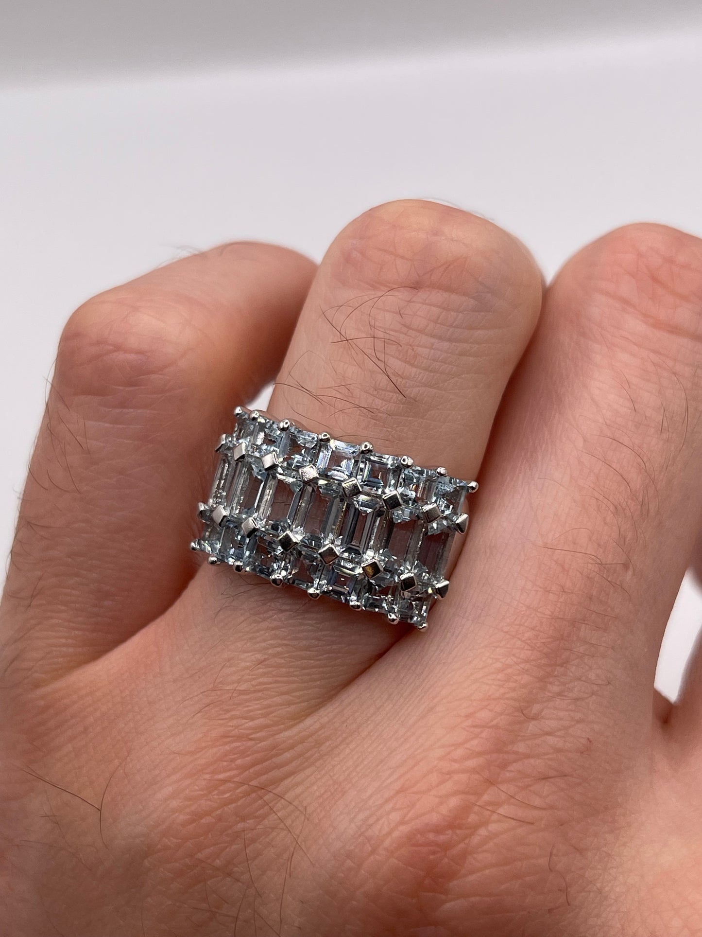 9ct white gold topaz cluster ring