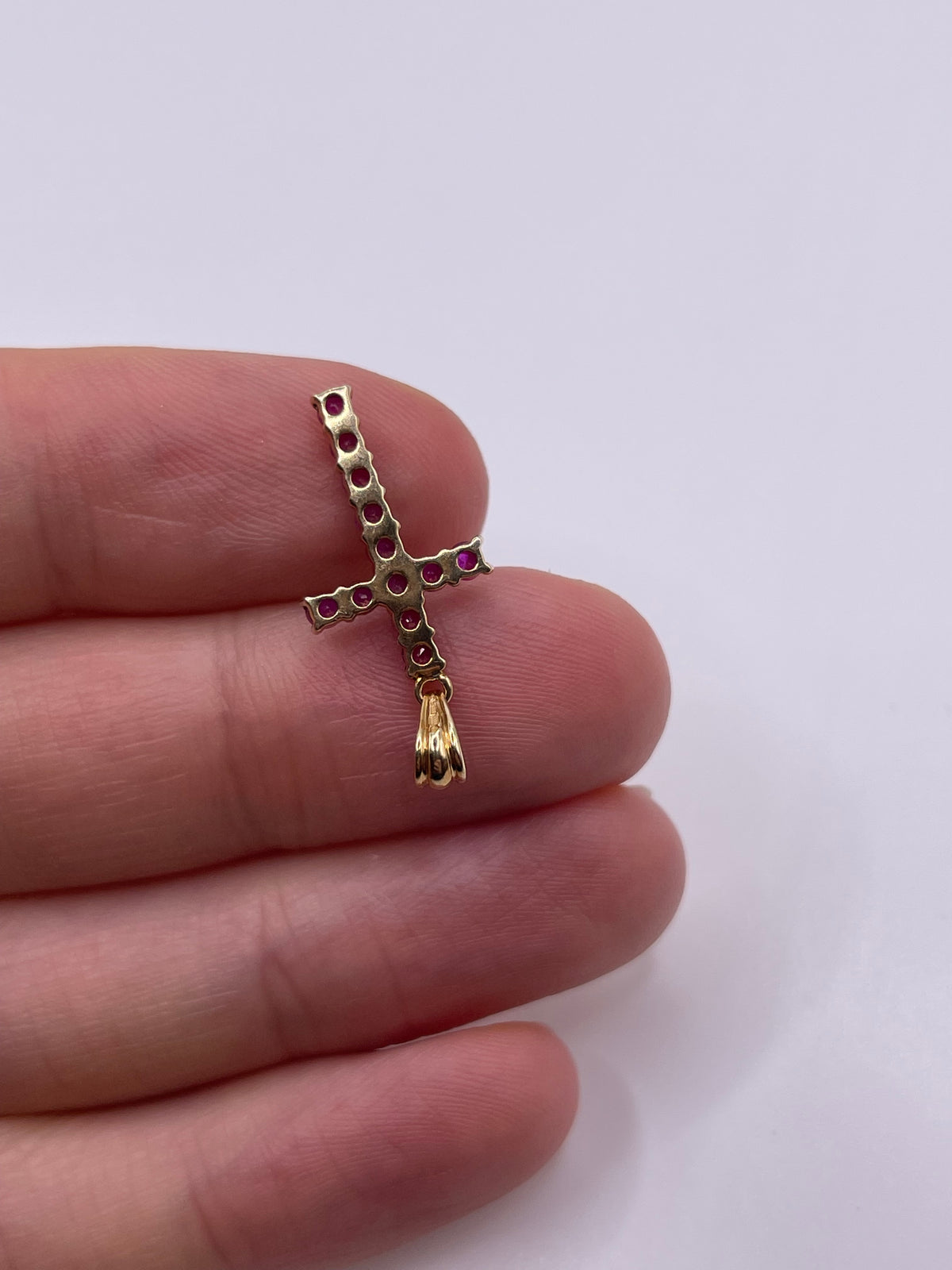 9ct gold ruby cross pendant