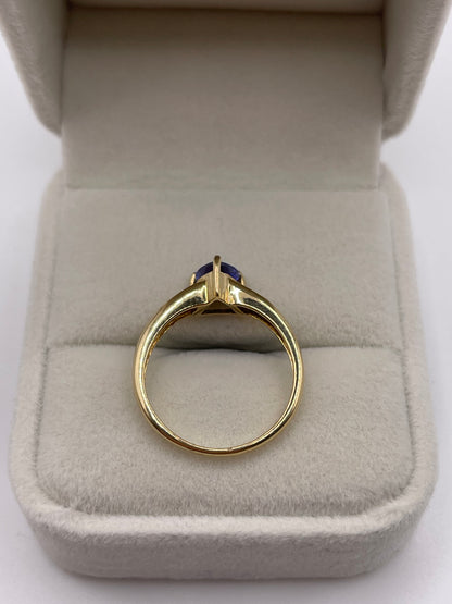 18ct gold tanzanite and diamond ring