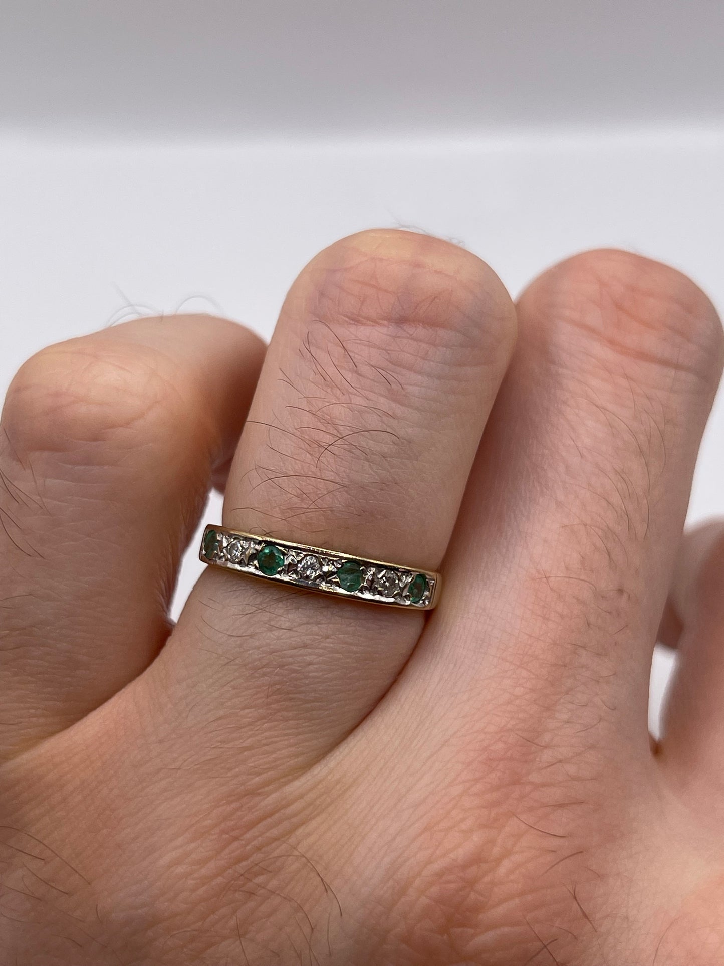 9ct gold emerald and diamond ring