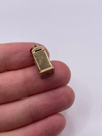9ct gold phone box charm