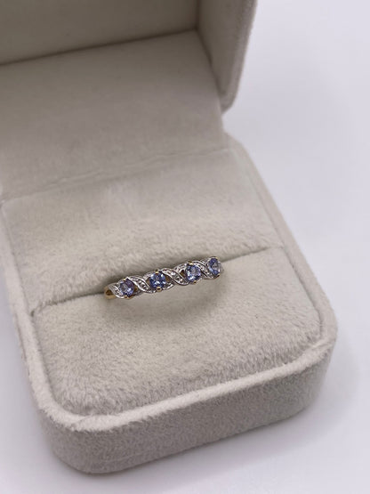 9ct gold tanzanite and diamond ring