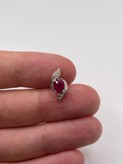 9ct gold ruby and diamond pendant