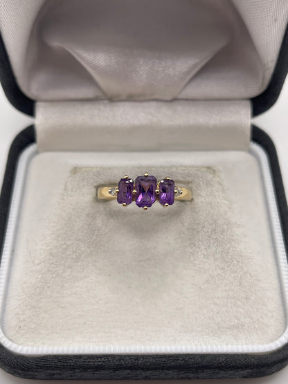 9ct gold amethyst and diamond ring