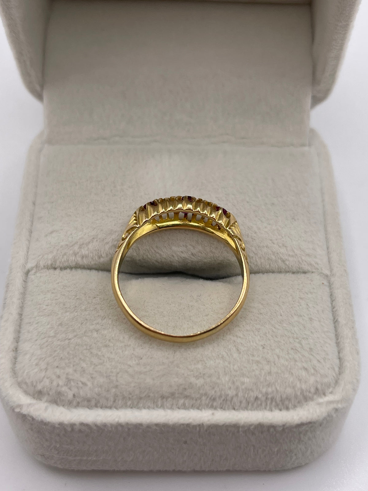 Antique 18ct gold ruby and diamond ring