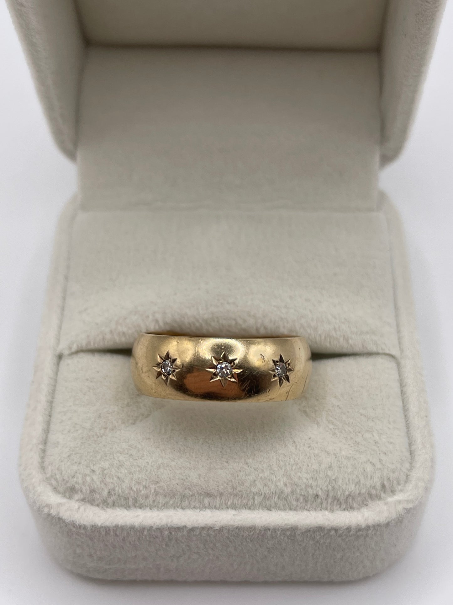9ct gold diamond gypsy ring