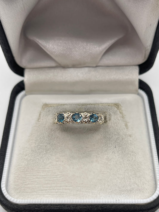 9ct gold blue topaz and diamond ring
