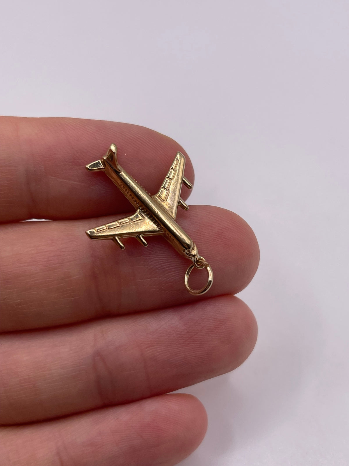9ct gold aeroplane charm