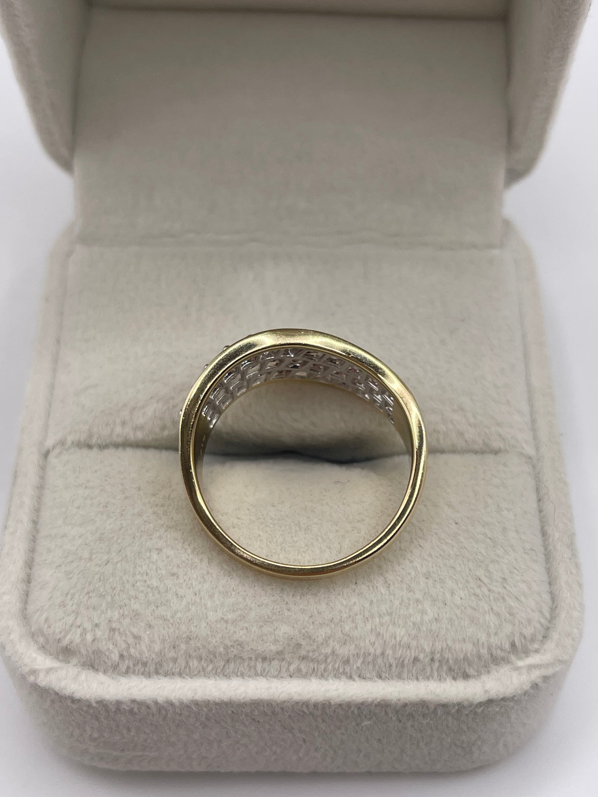 9ct gold diamond cluster ring