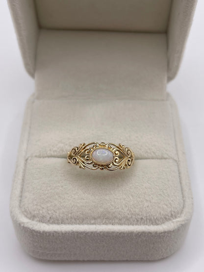 9ct gold opal ring