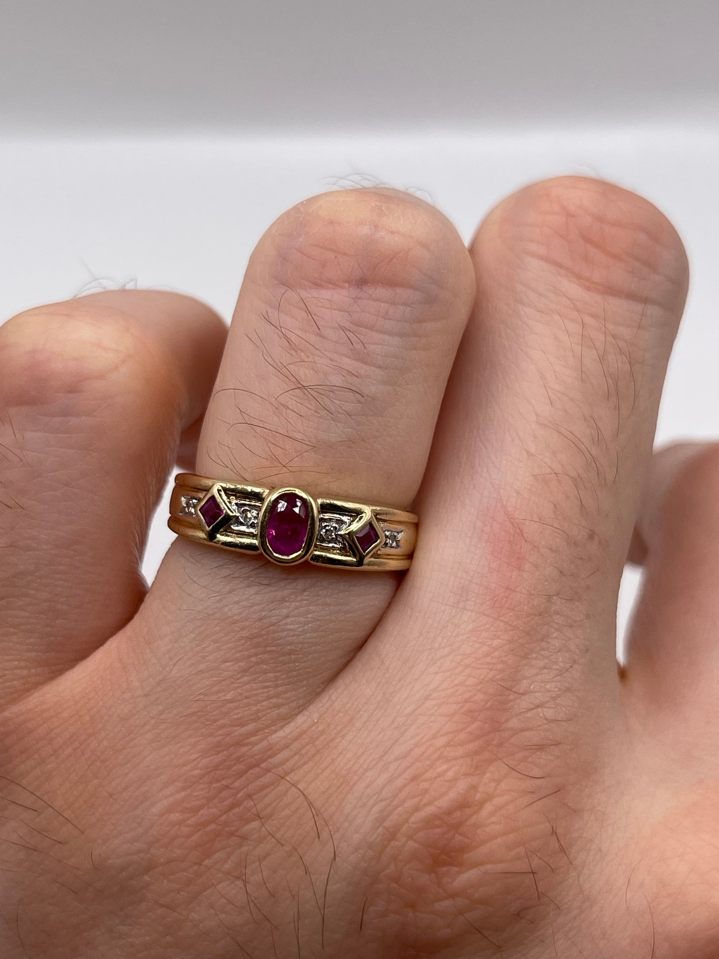 9ct gold ruby and diamond ring