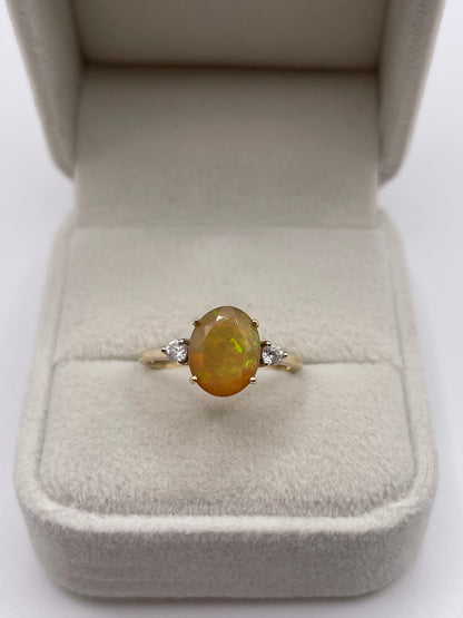 9ct gold opal and zircon ring