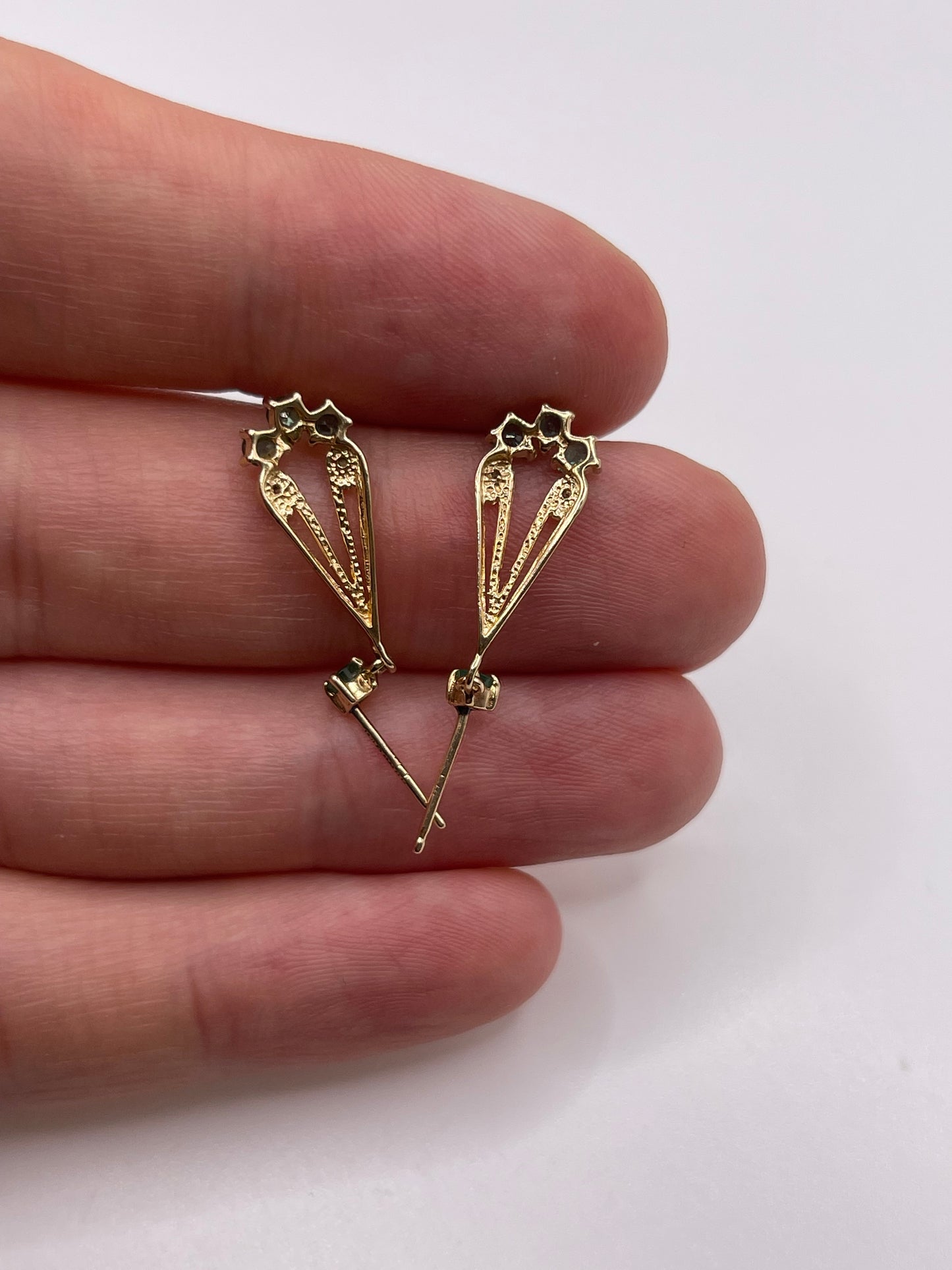 9ct gold emerald and diamond earrings