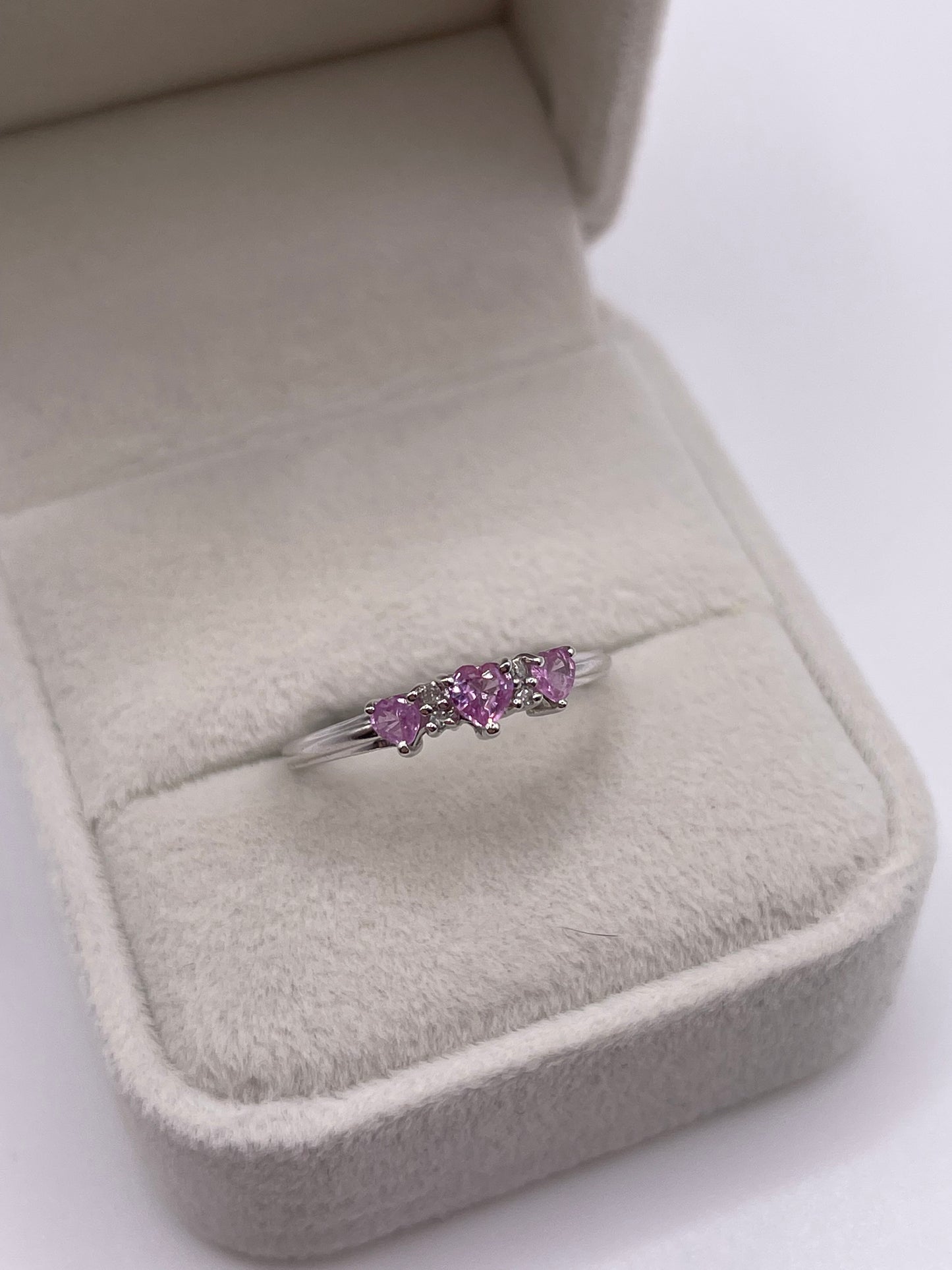 9ct white gold pink sapphire and diamond ring