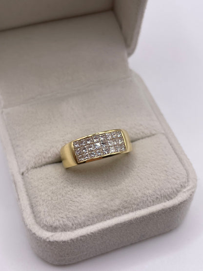 18ct gold diamond cluster ring