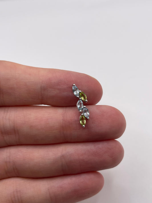 9ct white gold topaz and peridot pendant
