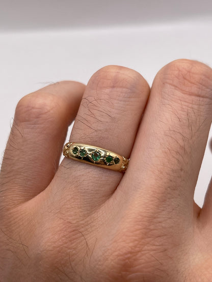 9ct gold emerald gypsy ring
