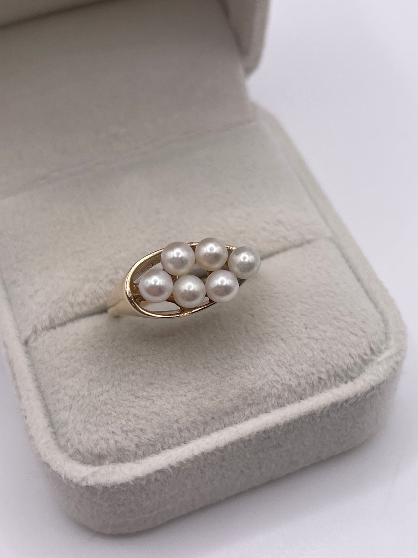 9ct gold pearl cluster ring