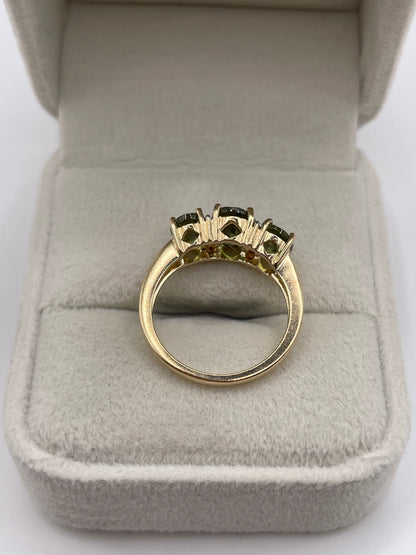 9ct gold quartz and diamond ring