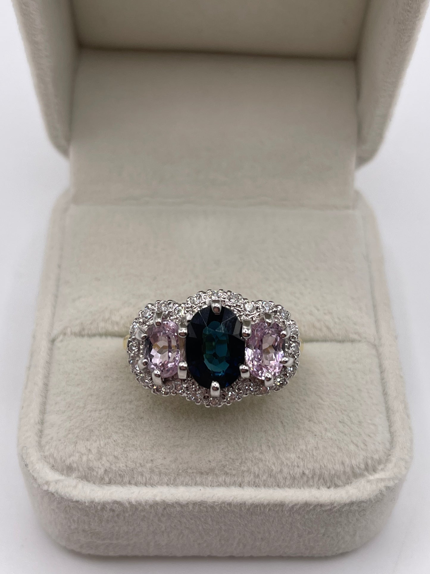 18ct gold sapphire, kunzite and diamond ring