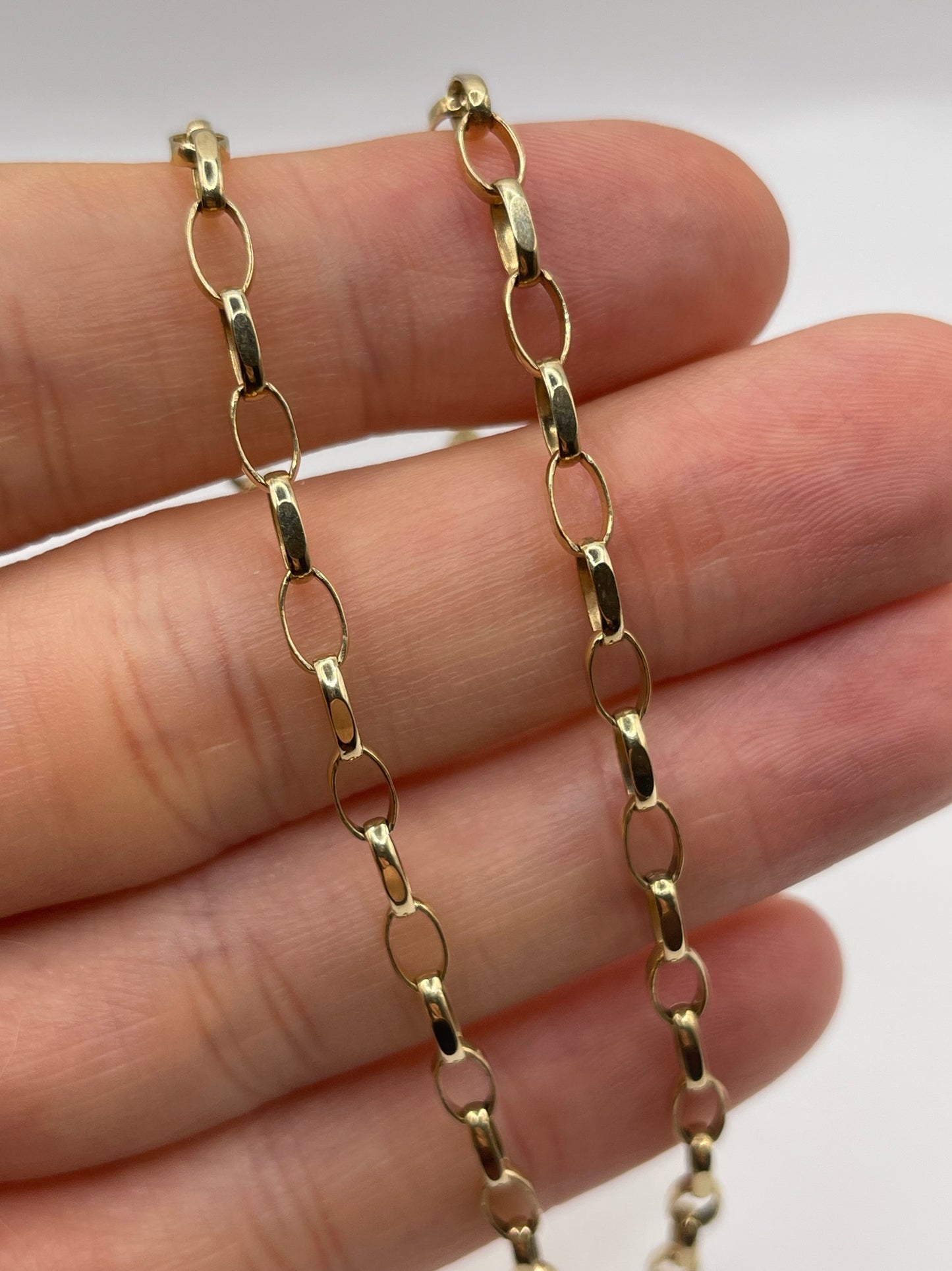 9ct gold chain 275