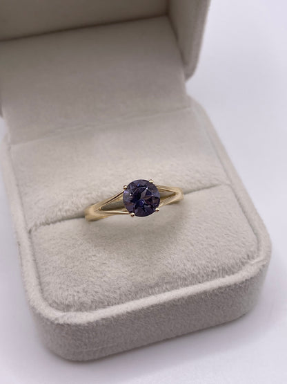 9ct gold blueberry quartz ring