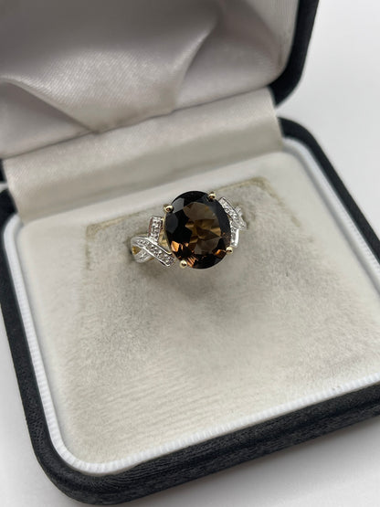 9ct gold Smokey quartz and diamond ring