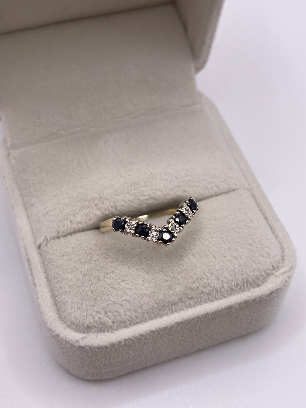 9ct gold sapphire and diamond wishbone ring