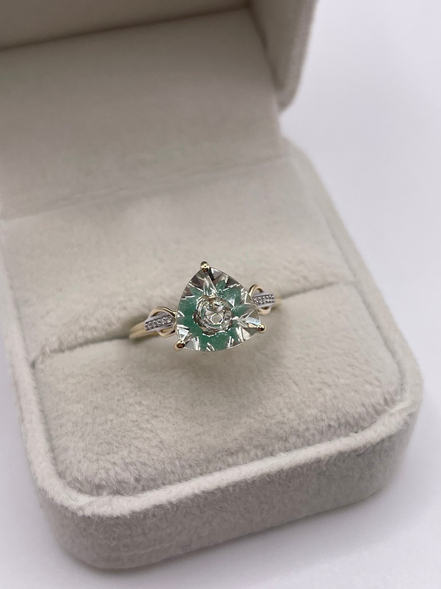 Glenn Lehrer 9ct gold quartz and diamond ring