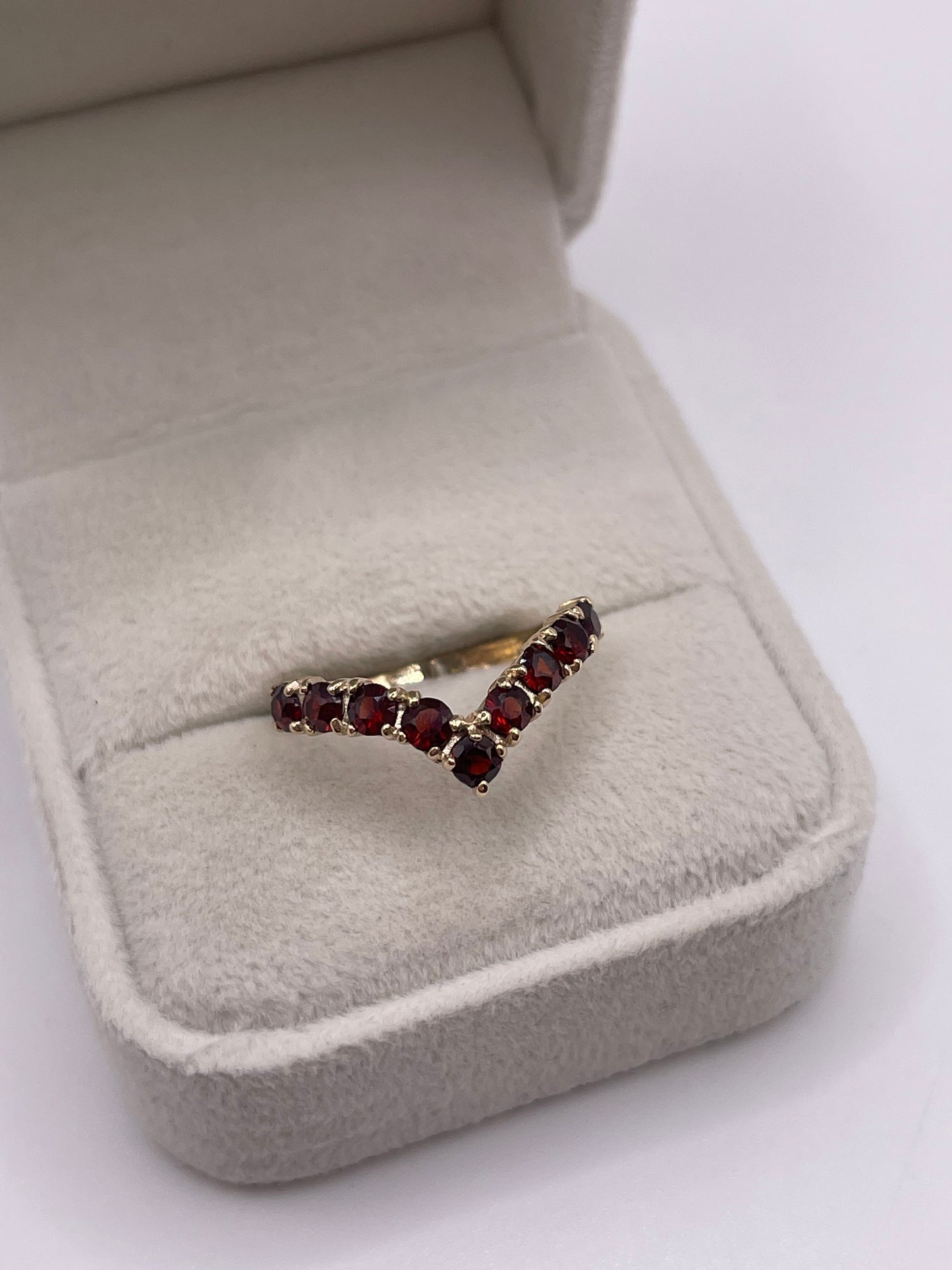 9ct gold garnet wishbone ring