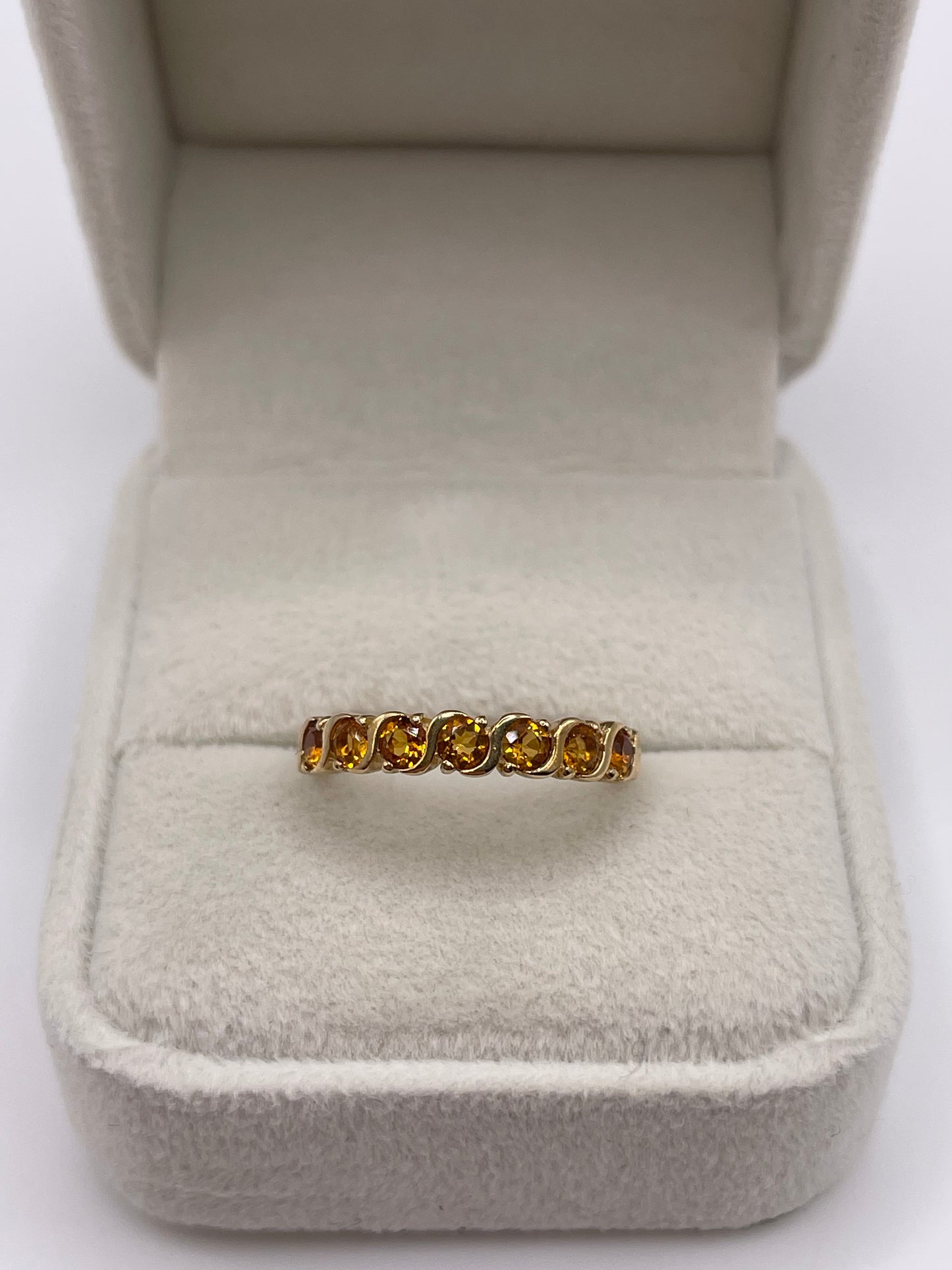 9ct gold citrine ring