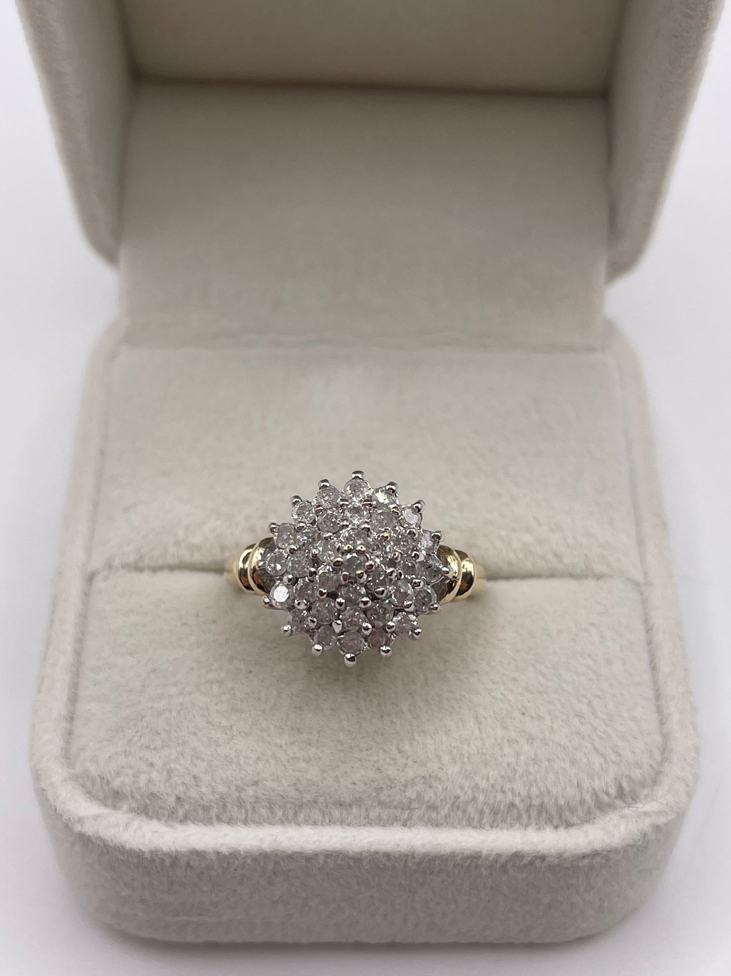 9ct gold 1ct diamond cluster ring