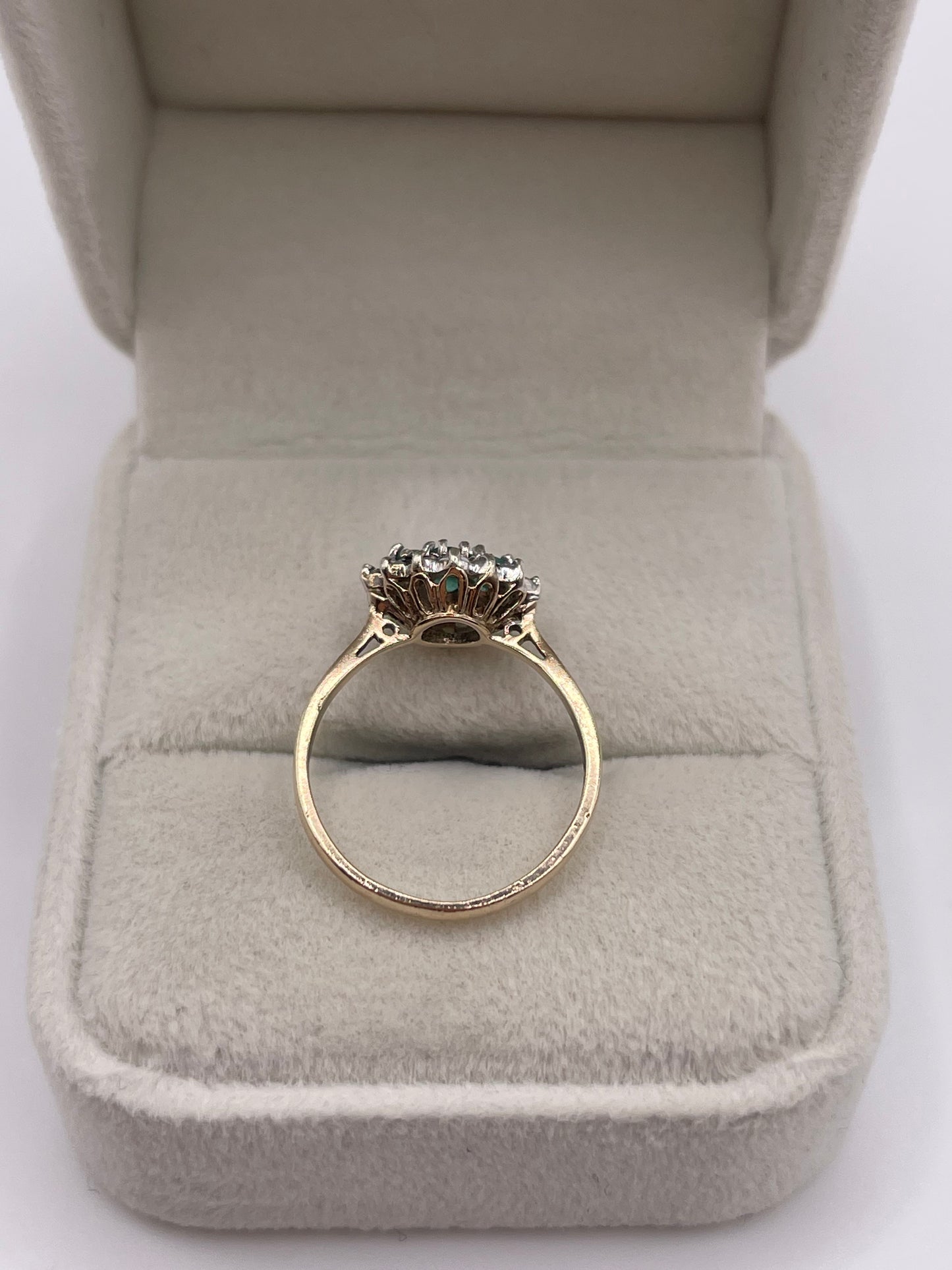 9ct gold emerald and diamond ring